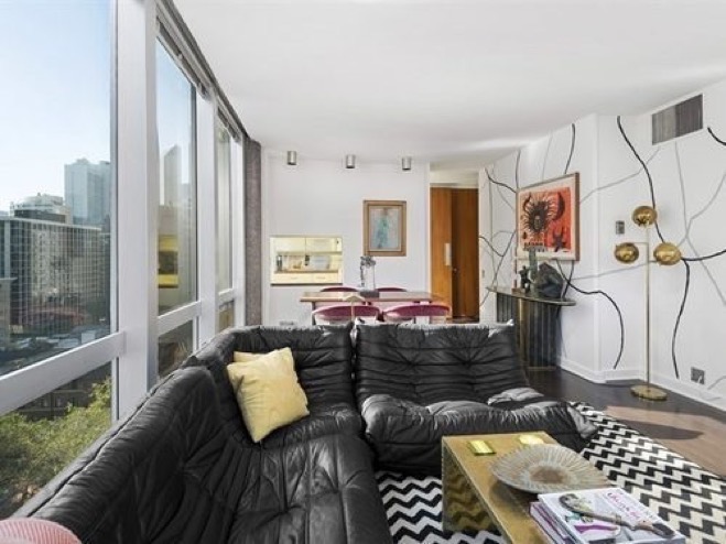 retro-gold-coast-one-bed-corner-unit-can-be-had-for-225k8