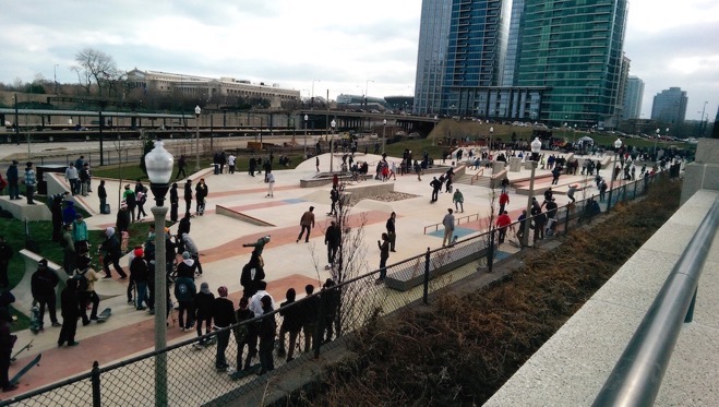 Новый скейт парк в Грант Парке Чикаго открыт!